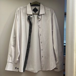 Clearance❗️ White Shirt with Black Straps Size XL